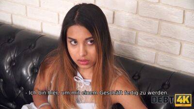 Agent is ready to forget about Roxy Lips debts after - sexu.com