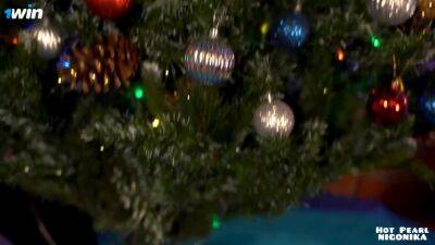 Hot Pearl - Hot Pearl - X-mas Miracle Orgy - One Christmas Story 2023 (1win) ❤️ Nigonika Top Porn - upornia.com