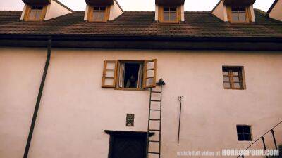 HORRORPORN - Twisted mother - upornia.com