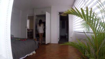 Babe Dancing In Her Room And Change Panties - voyeurhit.com