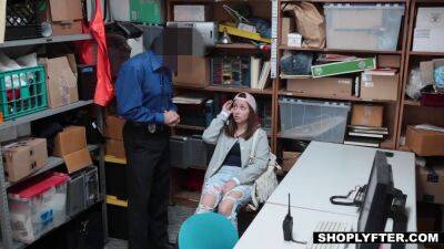 Cute Teen (Hayden Hennessy) Fucks Her Way Out Of Trouble - sexu.com