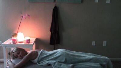 Happy Ending - Lesbian Happy Ending With Strapon - upornia.com