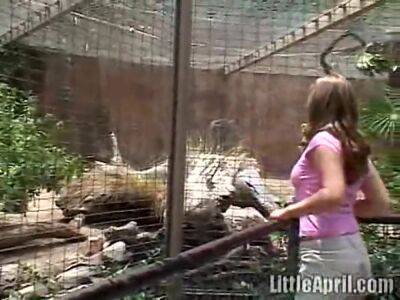 Teen does some solo heavy petting - txxx.com