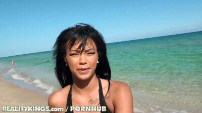 Harley Sweet at the beach - sexu.com