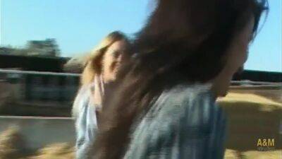 Granjeras Se Lo Montan Mejor. Sexo Lesbico Y Vegano Van De Mano !! 27 Min - Chica S And L A S - upornia.com