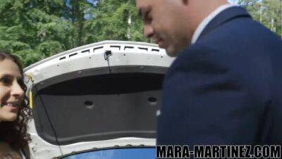 Car Breakdown with Cum! - porntry.com