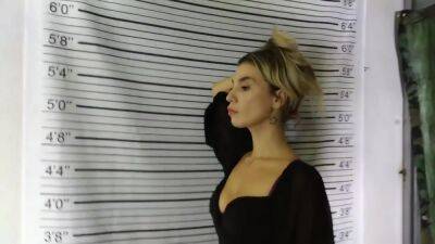 Jasmine Arrested - upornia.com