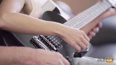 Unforgettable old and young love scene makes both - sexu.com