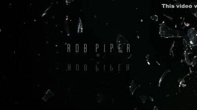 Gorgeous Devours Strangers Bbc 13 Min - Gianna Dior - upornia.com