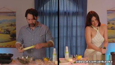 Violet Starr Teaches Us How To Play With Zucchini - Jerkaoke - hotmovs.com