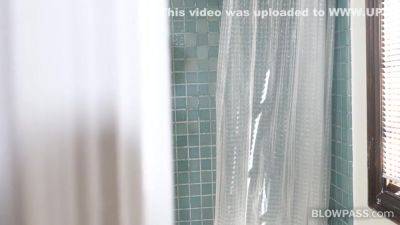 Hot Shower Scenes - upornia.com