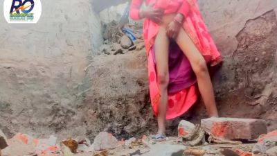 Bhabhi Saree Show - desi-porntube.com - India