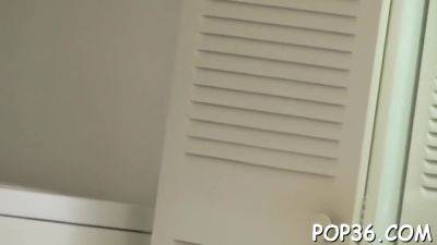 Teen Genuinely Enjoys Sex - hclips.com