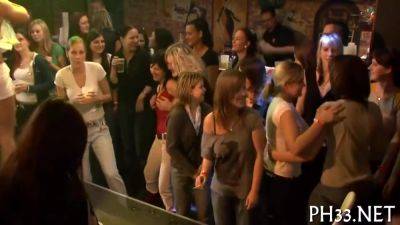 Waiters Welcomes To Fuck - hclips.com