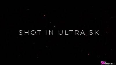 Cumming For Ariela - 5KPorn - hotmovs.com