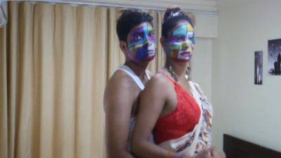 Indian Artist Bhabhi In Saree Goes Wild - hclips.com - India