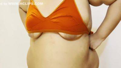 Desi Tamil Aunty Ko Codna Kelyi Jabardast - hclips.com - India