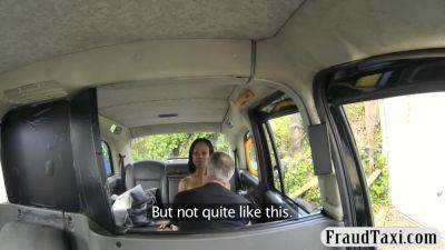 Hot Ghetto Drilled By Fraud Taxi Driver In The Backseat - hclips.com