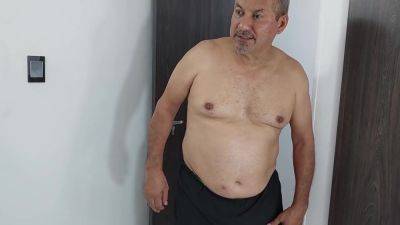 I See My Stepdaughter Touching Her Delicious Pussy, I Want To Fuck Her. She Is Quite - upornia.com