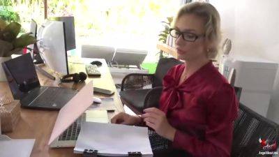 Cum On Nylon - upornia.com