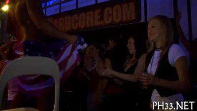 Bitches Found Tiny Dick In Club - videomanysex.com