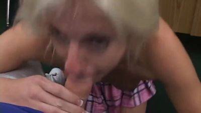 Der Cumshot Im Klassenzimmer - hclips.com - Usa