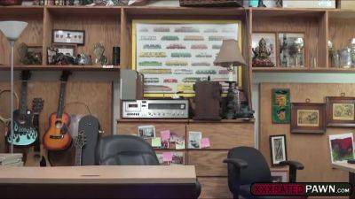 Alexis Deen - Had Real Hot Sex In The Office With A Pawn - hclips.com