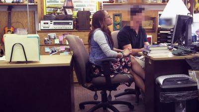 Amateur Showing Super Fucking Action - hclips.com