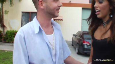 Black Babe Gets Cum In Mouth After Hardcore Sex - upornia.com