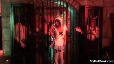 Kelly Is A Sexy Brunette That Loves Dressing Up In A - upornia.com