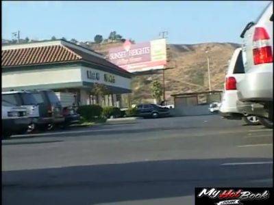 This Slut Can Handke 6 Inches Stuff Up Her - upornia.com