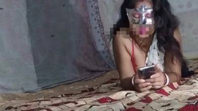 Hot Village Bangali Bhabhi Boyfriend Ko Call Karke Bulaya - desi-porntube.com - India