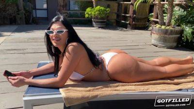 Making A Mess In Mona - GotFilled - hotmovs.com