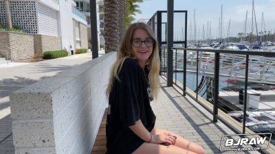 Taylor Takes A Face Full - BJRaw - hotmovs.com