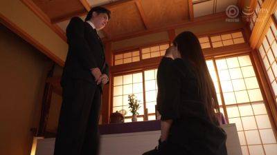 夫の遺影の前で気が狂う程イカされてしまった私…。 未亡人 恥●の獣交尾 松岡すず - txxx.com - Japan