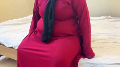 Fucking A Chubby Muslim Wearing A Red Burqa & Hijab - hclips.com - India