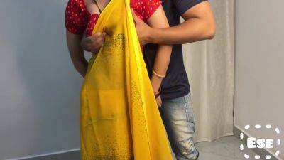 Shararti Padosan Bhabhi Ne Kari Masti - hclips.com - India