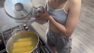 Stepsister Helped Me Finish - hclips.com