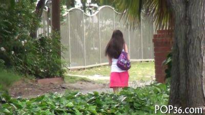 Shapely Teen Rides A Dick - videomanysex.com