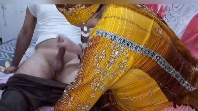 Chota Apne Bharhi Bhan Ke Liay (lays) Lakar Aya Or Badaly Me Fuddi Mang Le, Punjabi Audio With Dirty Talk - desi-porntube.com - India