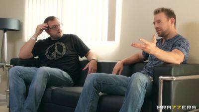 Pumping Her For The Rent - upornia.com