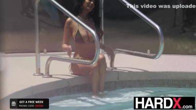 Brunette Babe Tittyducked & Anally Pounded - upornia.com