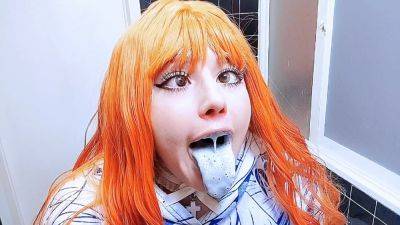 ᰔ Redhead Brushes Her Teeth - hclips.com