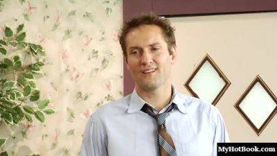 Kelly Is Tired Of Hanging Out With At Home All The Time - upornia.com