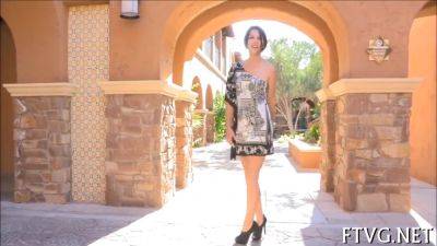 Chicks Are Masturbating - hclips.com