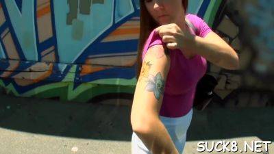 Juicy Lady Doesnt Mind Having Sex - hclips.com