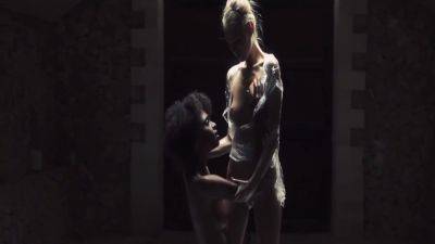 Luna - Luna Corazo Nanc - upornia.com