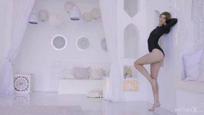 Stefania Beatty - Strong Appeal - upornia.com