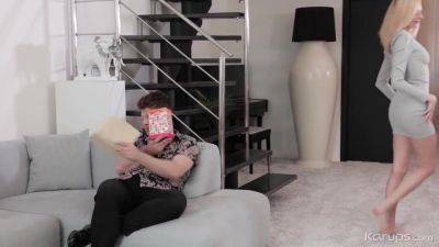 Bella Anne - Isabella Della - Bella Anne, Isabella D And Isabella De Laa - Presents For Her Pussy - upornia.com