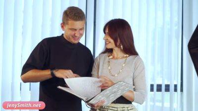 He kissed my tits! Very hot roleplay photosession by Jeny Smith - hotmovs.com - Russia